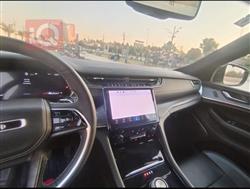 جیپ گراند شیرۆکی